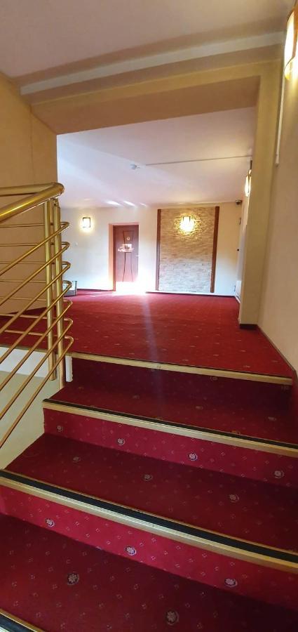 Hotel Leszczynski Konstantynów Łódzki Екстериор снимка